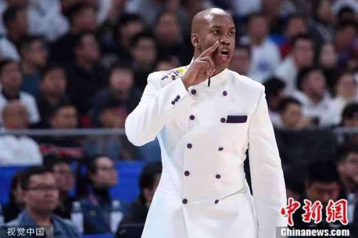 主帅马布里：他的凶狠与欲望，就是中国篮球的榜样