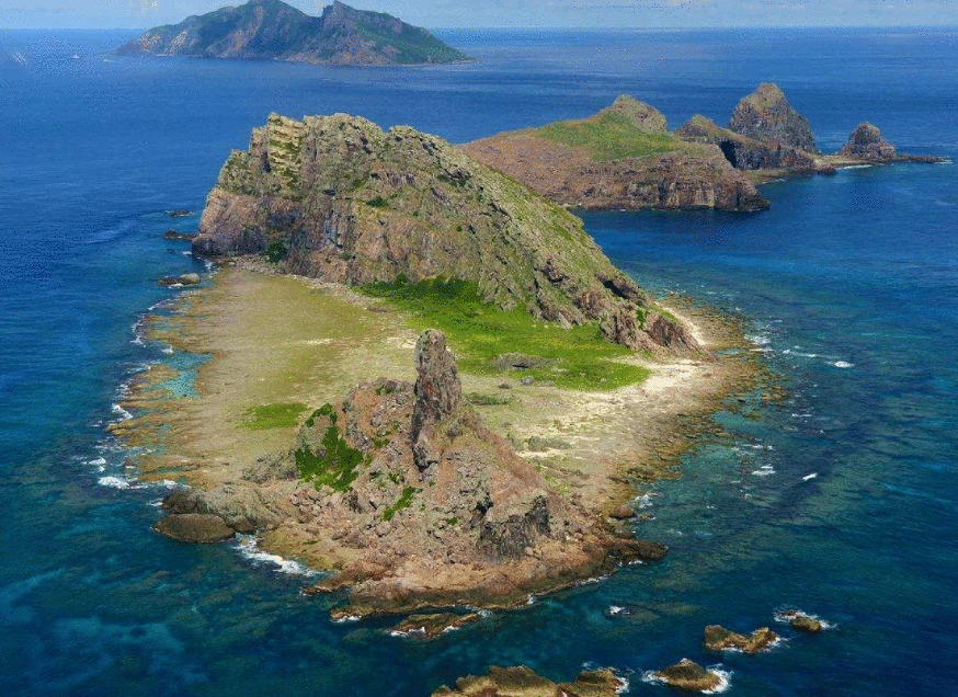 日本防相:中国舰船每月3次抵近钓鱼岛 将武力夺岛