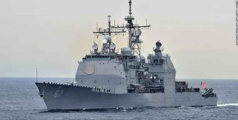 美军方回应战舰穿越台湾海峡:根据国际法例行过境