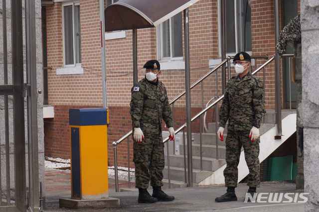 韩国100多名军人是新天地教徒 正逐个接受调查