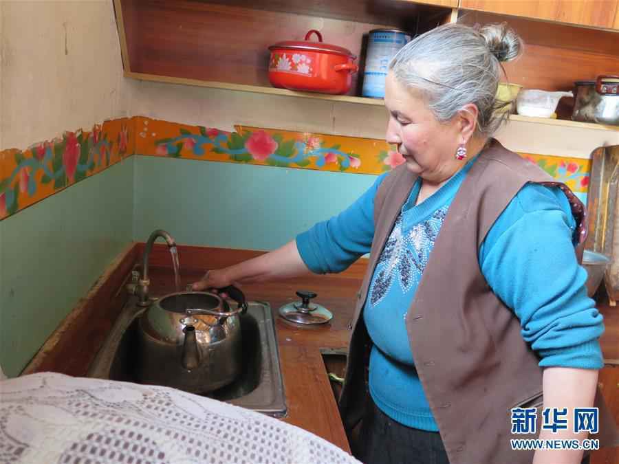 春天里的5个“战贫”瞬间——习近平总书记关于脱贫攻坚决策部署指引攻克最后的深贫堡垒