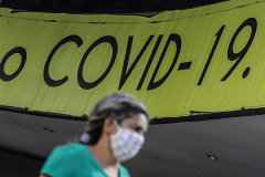 巴西新冠肺炎死亡人数近1万 部分州卫生系统濒临崩溃 巴西新冠肺炎死亡人数近1万 部分州卫生系统濒临崩溃