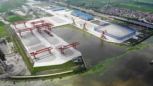 兴化港正式开港运营 将促进地区经济可持续发展