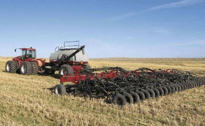 农业农村部：农业机械化势头强劲保障全年粮食丰收