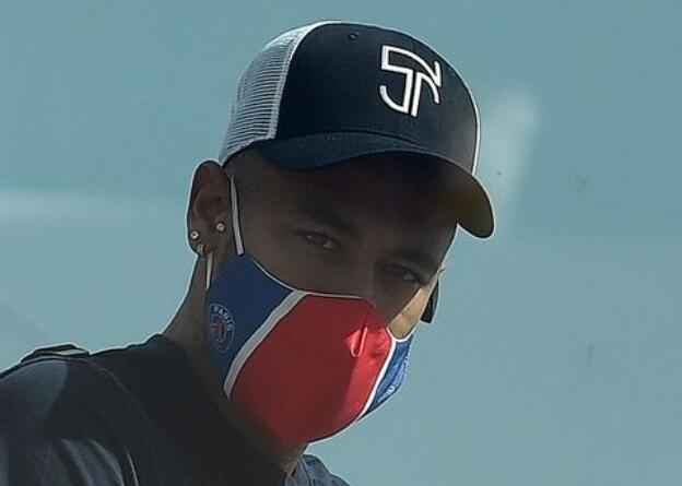 内马尔:利物浦过去两年欧洲最强 今年巴黎要夺冠