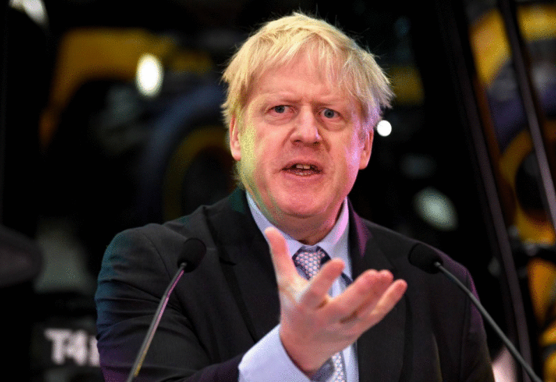 外媒：英国首相约翰逊敦促家长让孩子重返校园