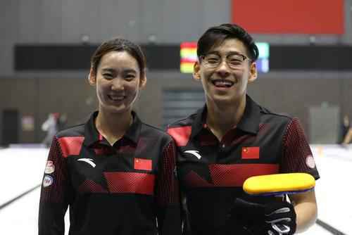 杨莹/凌智组合获得中国冰壶队队内对抗赛冠军