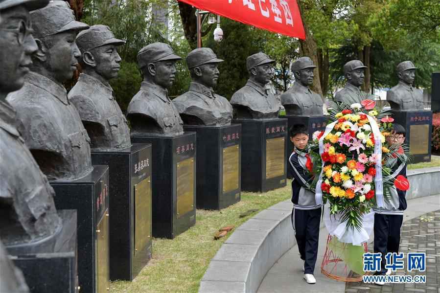 铭记历史 砥砺奋进——写在中国人民抗日战争暨世界反法西斯战争胜利75周年之际