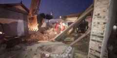 长治沁县民房爆炸坍塌现场图 一名4岁男孩获救