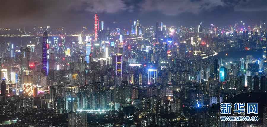 伟大旗帜引领历史巨变——习近平新时代中国特色社会主义思想指引“十三五”经济社会发展述评