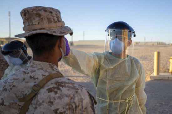 美军部队出现第9例新冠死亡病例 感染人数还在激增