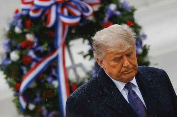 外媒:不到十分钟!特朗普选后首次正式露面