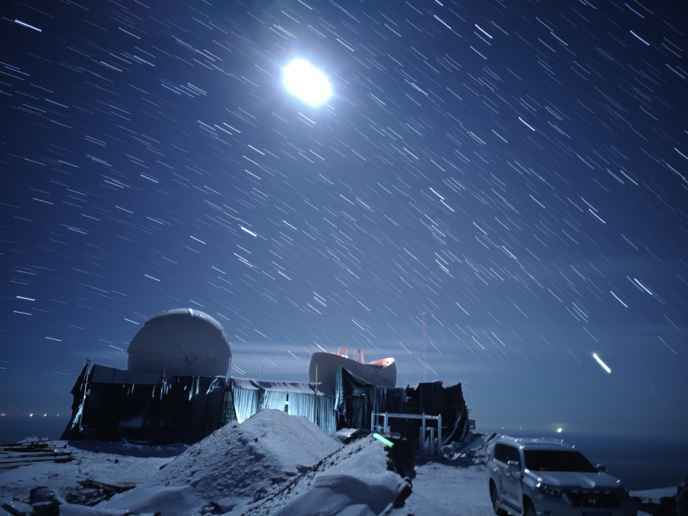 冷湖首台科学级光学望远镜50Bin成功实现科学观测