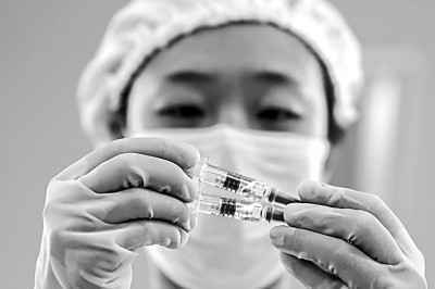 新冠疫苗研发，中国为何全球领先