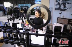  超50家平台机构：不为未满16岁未成年人提供直播服务
