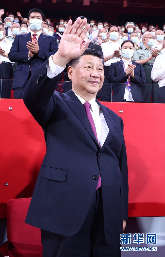 庆祝中国共产党成立100周年文艺演出《伟大征程》在京盛大举行习近平等出席观看