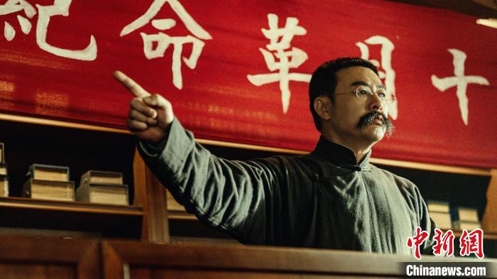 演员张颂文在电影《革命者》中饰演李大钊。　电影片方提供